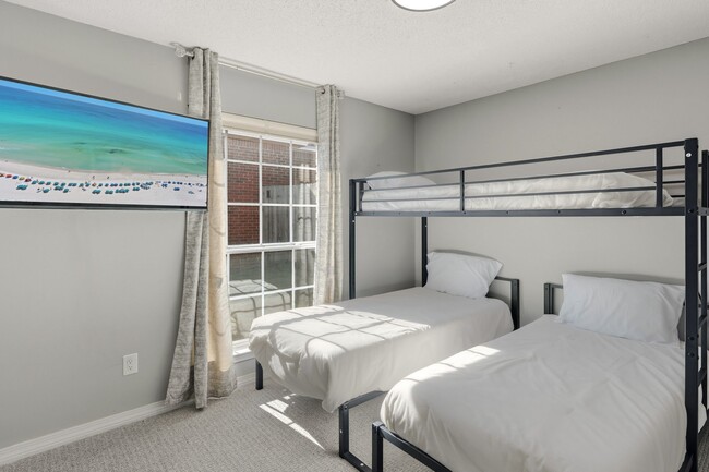 Building Photo - 329 Sailfish Cir