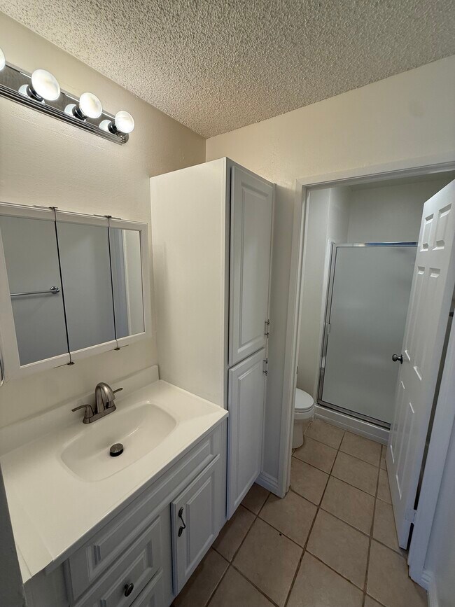 Building Photo - 28015 Sarabande Ln