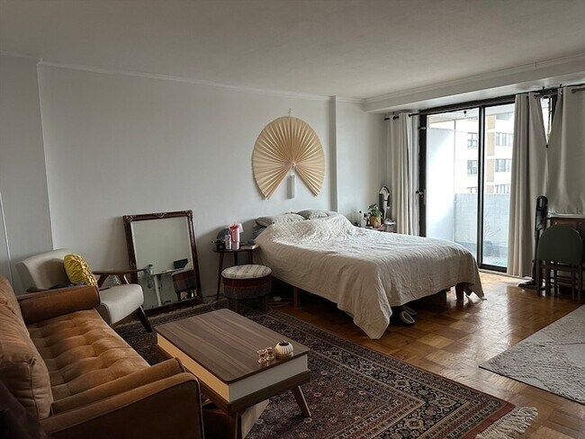 Building Photo - 6 Whittier Pl