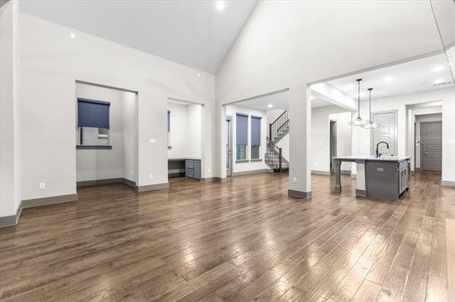 Building Photo - 7112 Royal View Dr