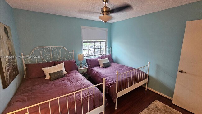 Building Photo - 3544 Magellan Cir