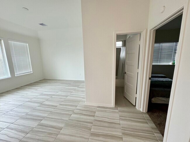 Building Photo - 20403 Laila Manor Ln