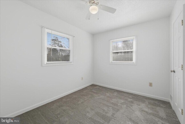 Building Photo - 1425 D St