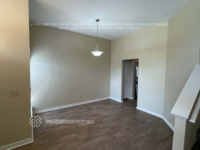 Building Photo - 1440 Oberlin Terrace