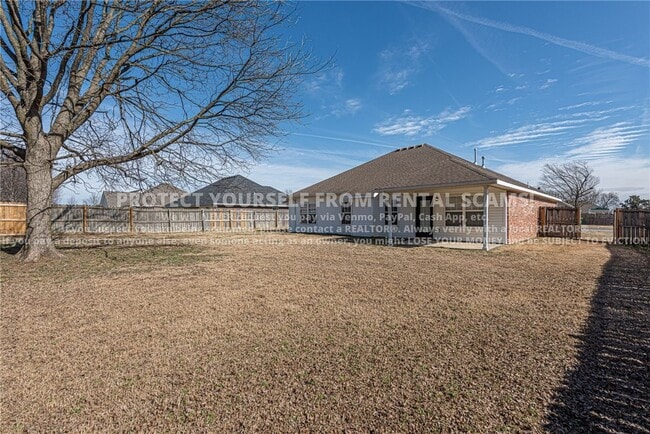 Building Photo - 741 Harvest St