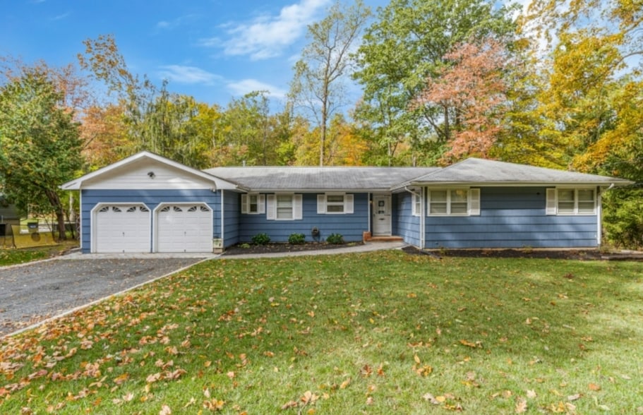 Primary Photo - 1015 Buxton Rd