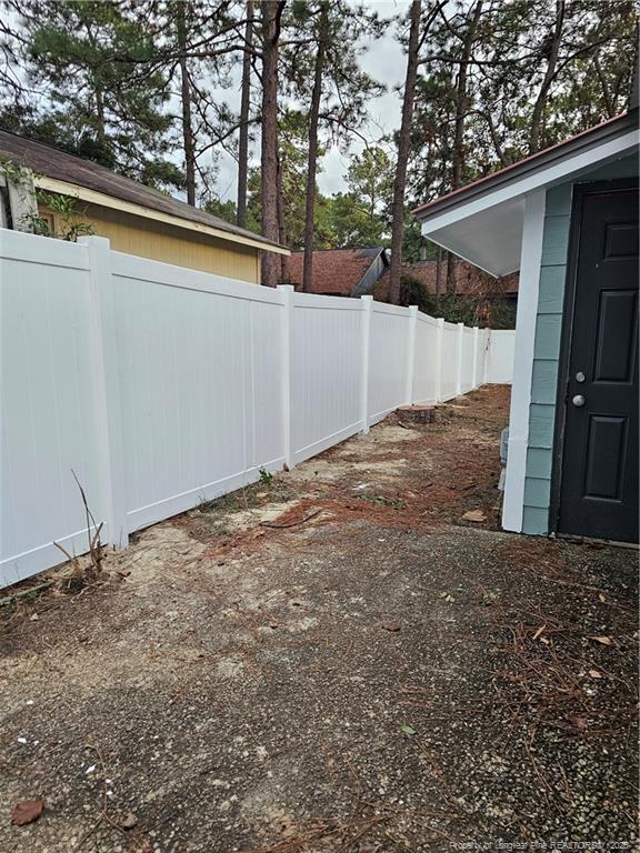 Building Photo - 797 Hedgelawn Way