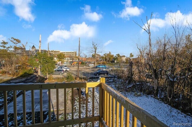 Building Photo - 6212 Avery St