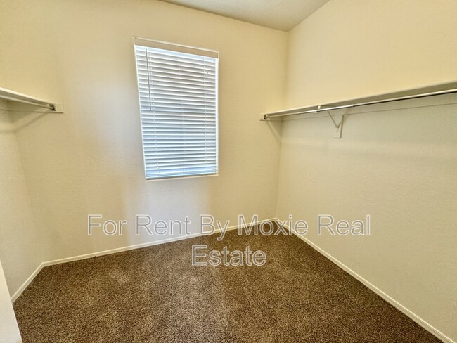 Building Photo - 44490 W Palo Nuez St