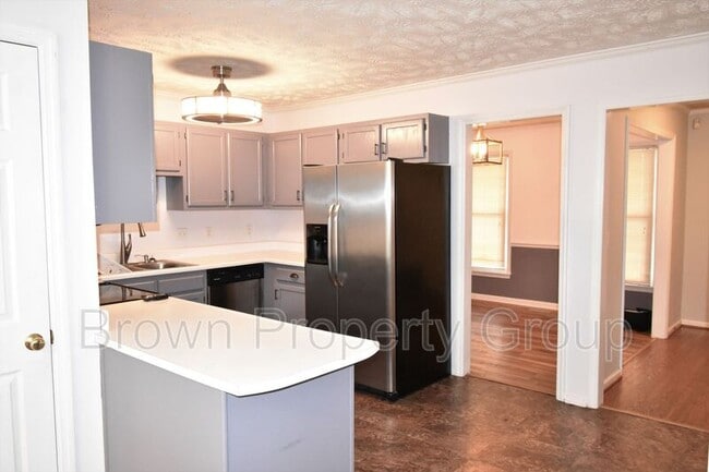 Building Photo - 6405 Rolling Meadows Ln