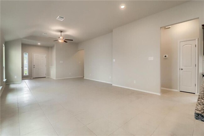 Building Photo - 11408 Milano Dr