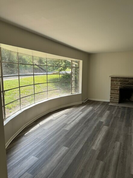 Building Photo - 2644 20th Place Ensley