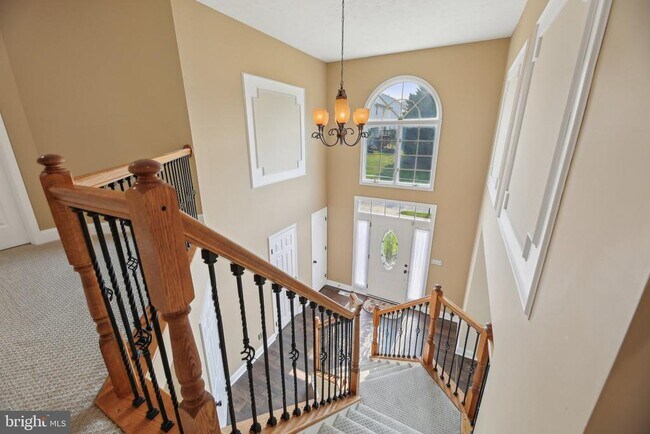 Building Photo - 2042 Clarkson Dr