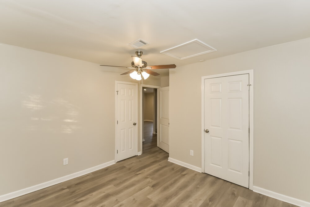 Building Photo - 5380 Forest Downs Cir