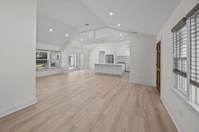 Building Photo - Impeccably Renovated Brick Ranch on James ...
