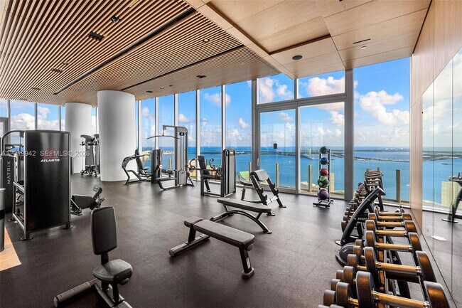 Building Photo - 300 Biscayne Blvd Way