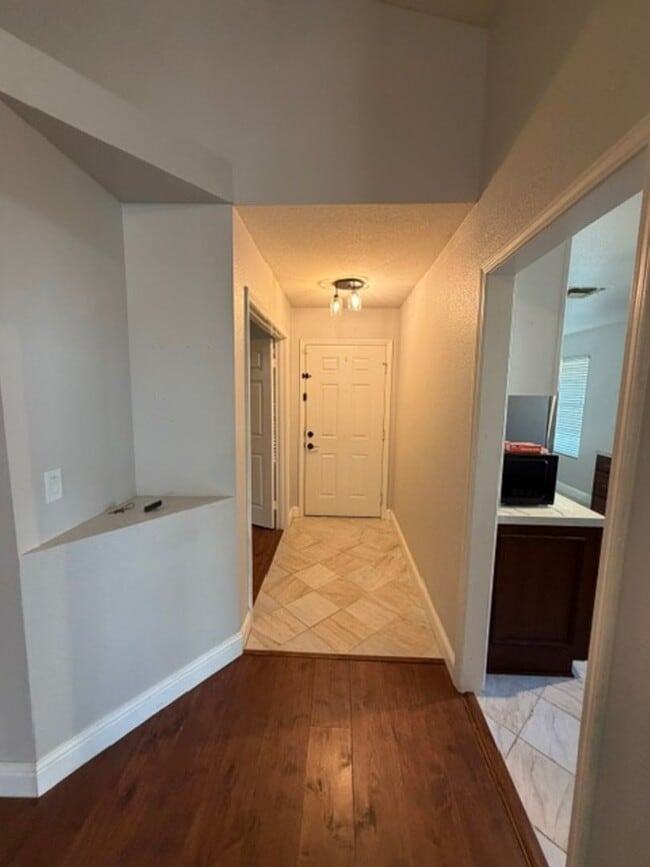 Building Photo - 5211 Moonlight Way