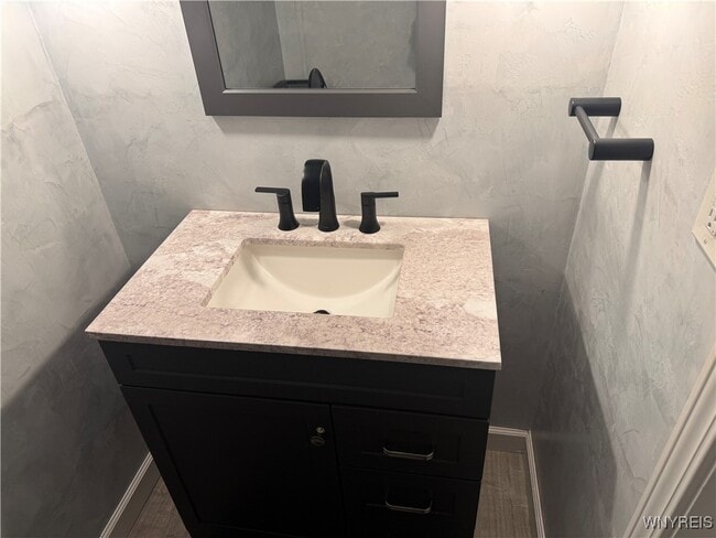 Building Photo - 235 Robert Dr