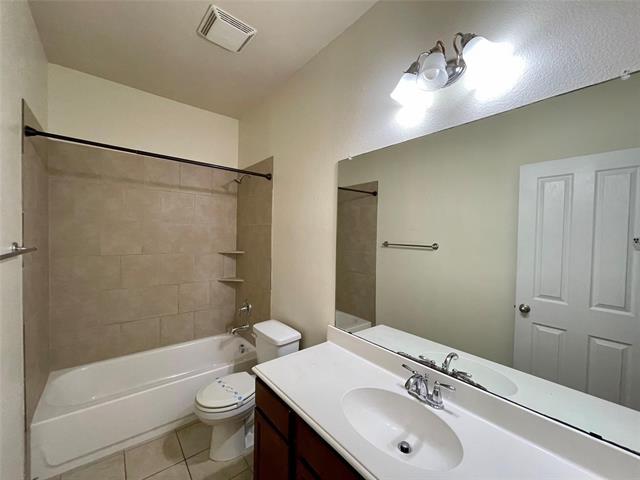 Building Photo - 2108 Jasmine Valley Drive