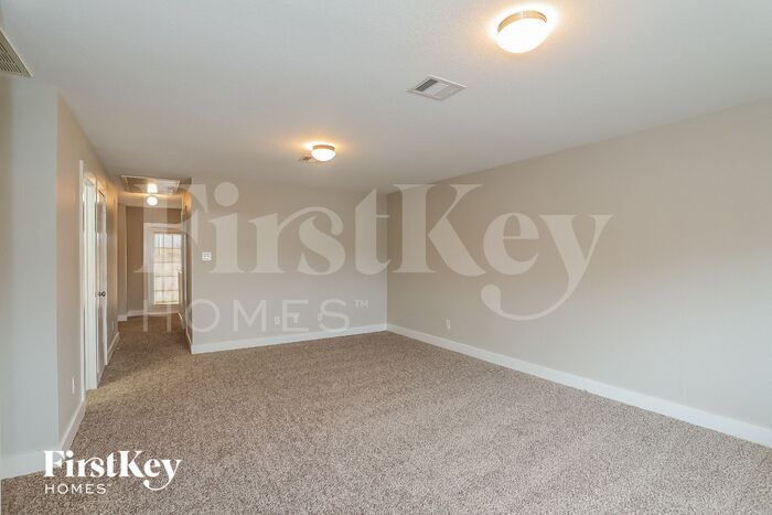 Building Photo - 19308 Stars Hollow Dr