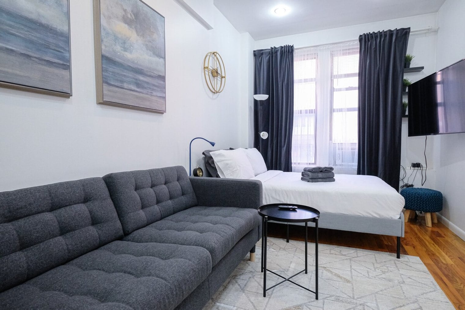 Building Photo - 310 E 103rd St