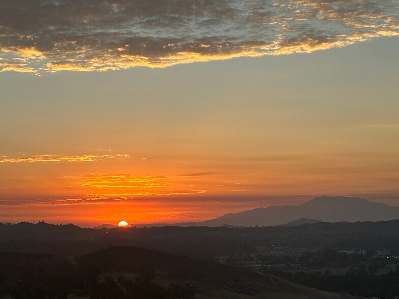 Building Photo - 16840 Bell Ave