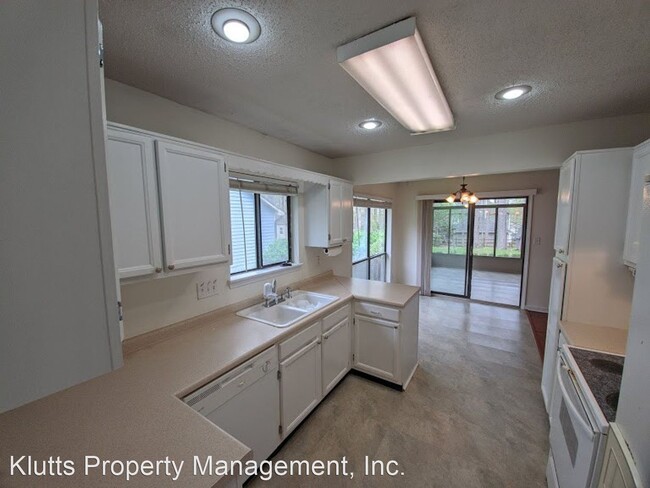 Building Photo - 3 br, 2 bath House - 3738 Sweetgrass