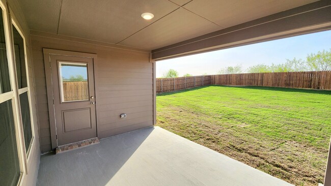 Building Photo - 16429 Severn Ln