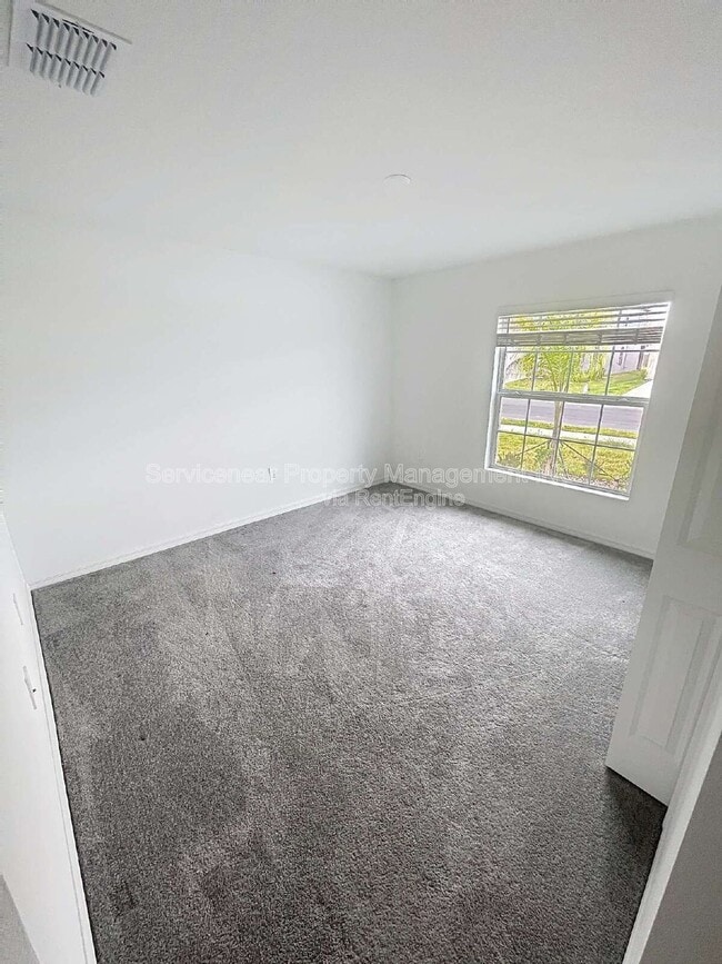 Building Photo - 8844 Bay Leaf Dr