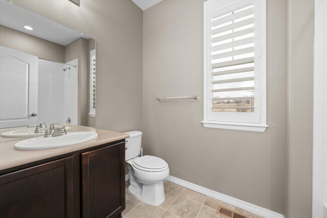 Building Photo - 8344 Coopers Hawk Way