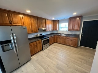 Building Photo - 94 Barton Pl