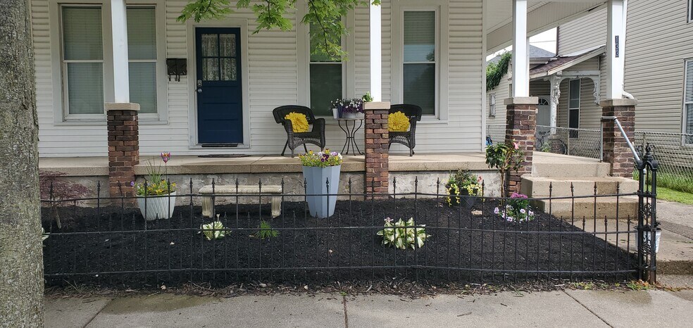 Primary Photo - 131 S 7th St