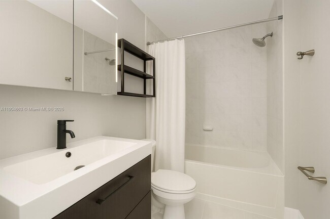 Building Photo - 4465 SW 160th Ave