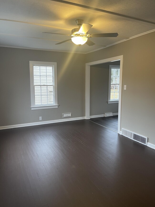 Building Photo - 35756 N Watson Ave