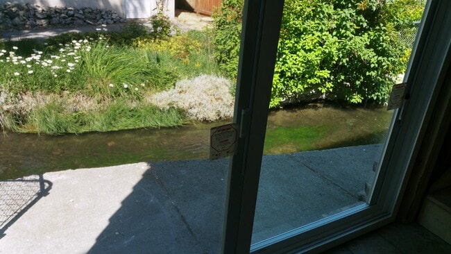 Building Photo - 181 N 200 E