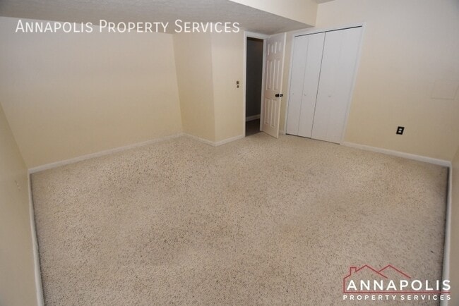 Building Photo - 130 Dennis Rd