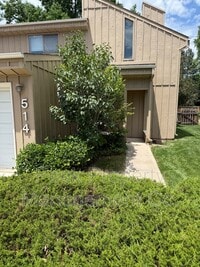 Building Photo - 514 Strachan Dr