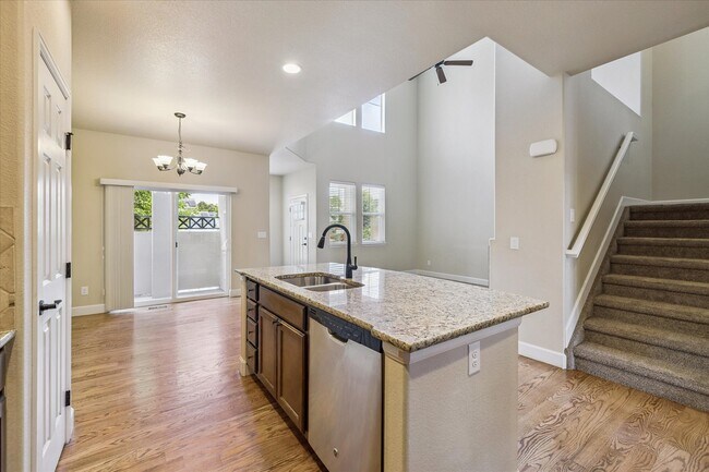 Building Photo - 9793 W Hinsdale Ln