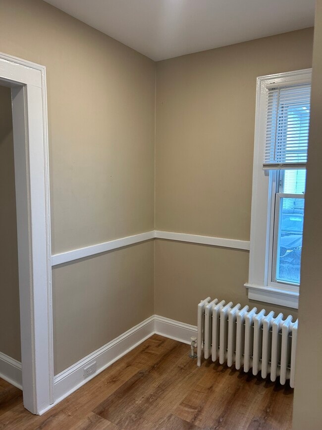 Building Photo - 14 Denison Ave