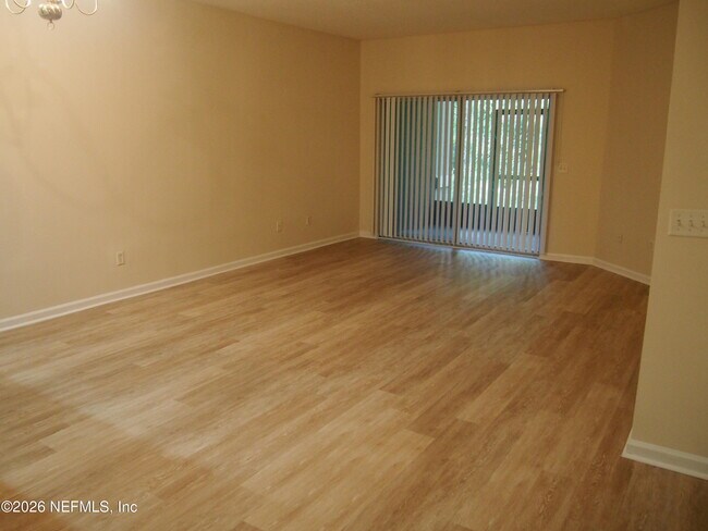 Building Photo - 12301 Kernan Forest Blvd