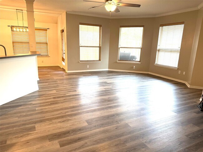 Building Photo - 19202 Poplar Trails Ln