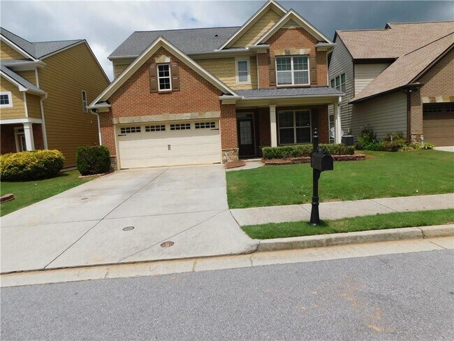 Primary Photo - 540 E Fork Shady Dr NW