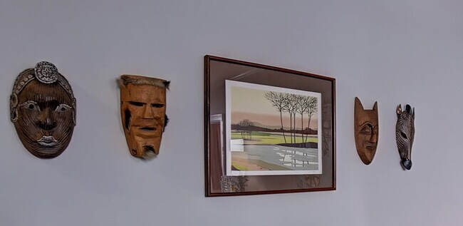 Building Photo - 518 Lamar Ave