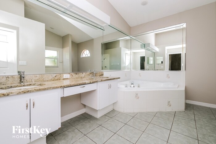 Building Photo - 14223 Pimberton Dr
