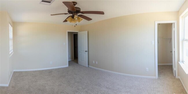 Building Photo - 5123 Harbor Palm Dr