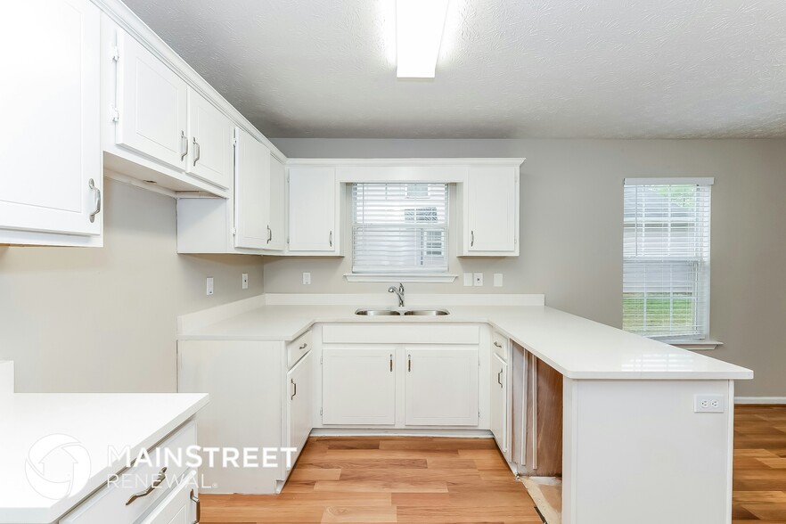 Building Photo - 4588 Latchwood Dr