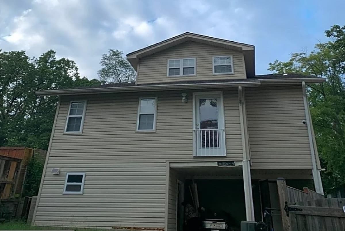 Building Photo - 2603 Hamlin St NE