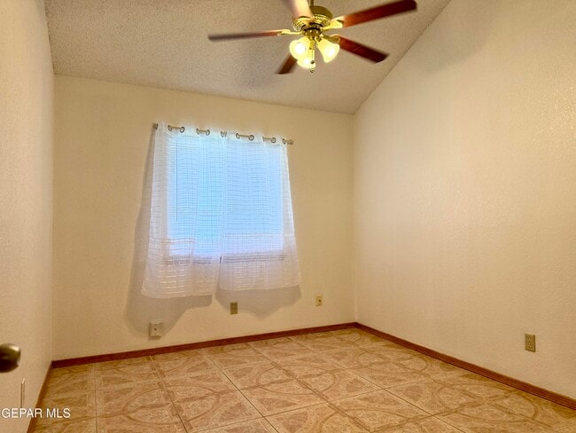 Building Photo - 1738 Onizuka Dr