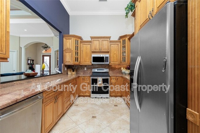 Building Photo - 9017 Hilolo Ln