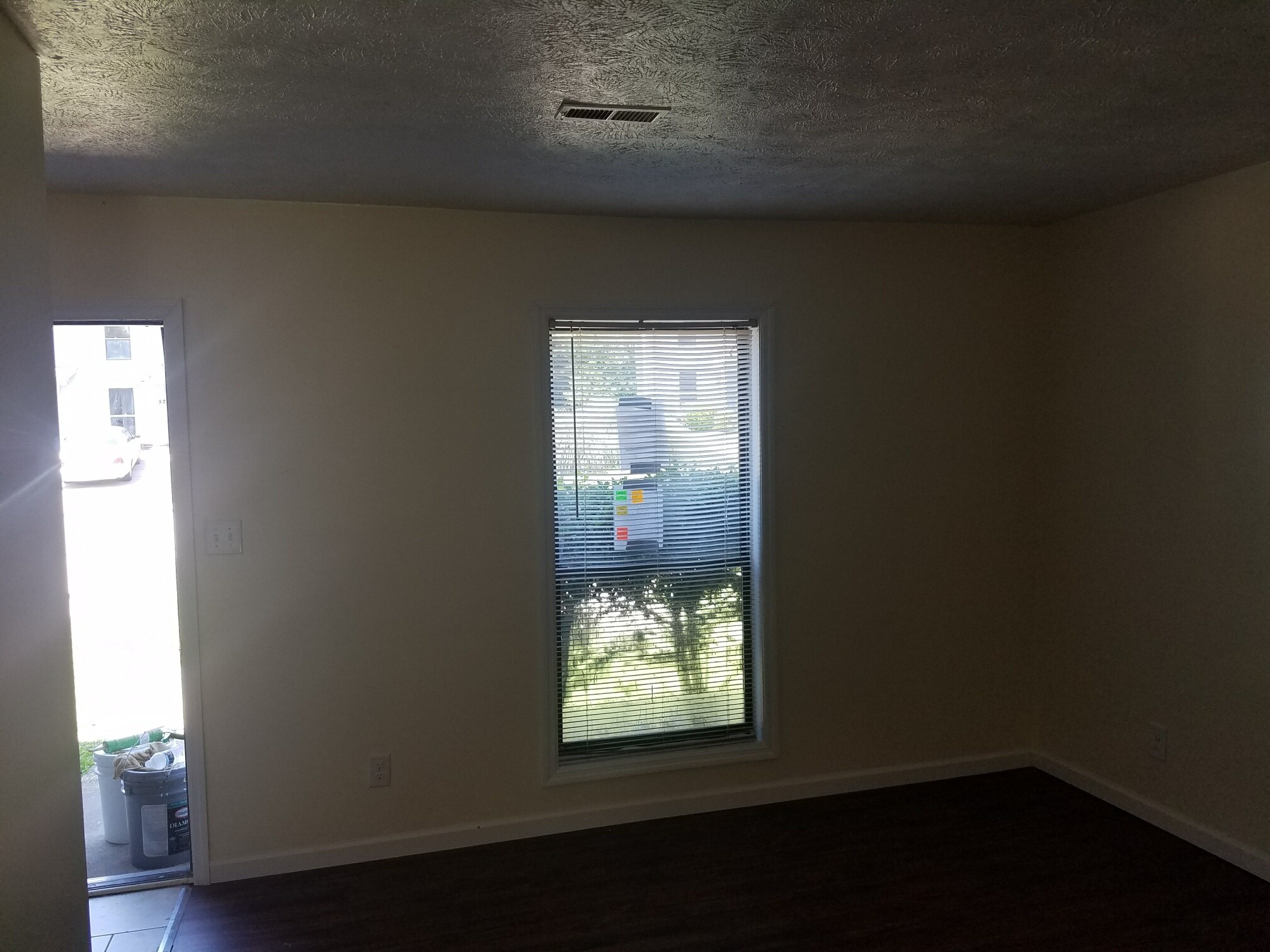 livingroom - 5735 Aftonshire Dr